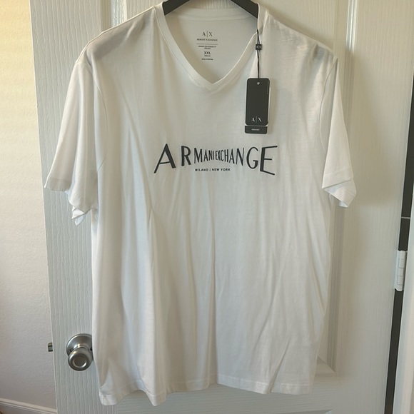 NWT Armani Exchange V neck - Picture 1 of 3